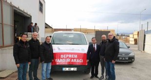 Erzincan'dan afet bölgesine yardımlar sürüyor