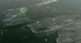 Buzla kaplanan Nazik Gölü küresel ısınma nedeniyle erken çözüldü