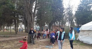 Depremzede çocuklara yönelik sinema saati ve parkur oyunları etkinliği