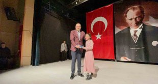 Tatvan'da İstiklal Marşı'nın Kabulü ve Mehmet Akif Ersoy'u Anma Günü programı