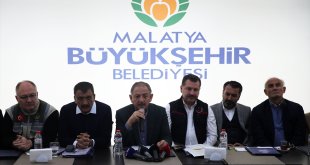 AK Parti'li Özhaseki deprem bölgesi Malatya'da konuştu: