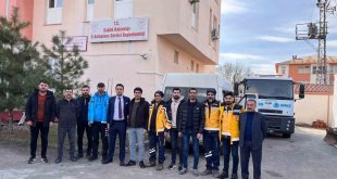 Bingöl'den deprem bölgelerine sağlıkçılar gönderildi