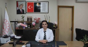 Ahıska Türkü gönüllü olarak geldiği Hakkari'de başhekim oldu
