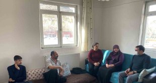 Kaymakam Karakaş'tan Çınar ailesine anlamlı ziyaret