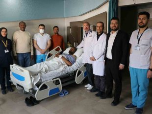 7 bin kilometreden şifa için Van'a geldi