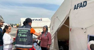 Palandöken ekibi depremzede kadınların hüznünü paylaştı