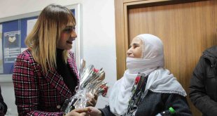 Kadınlar Günü'nde depremzedeler unutulmadı