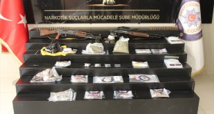 Van'da "kökünü kurutma" operasyonlarında yakalanan 52 şüpheli tutuklandı