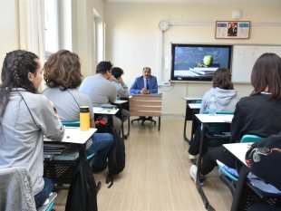 Milli Eğitim Müdürü Gün, Erzincan Fen Lisesi öğrencileriyle bir araya geldi