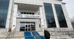 EYT'liler Erzurum ve Ardahan'daki SGK il müdürlüklerinde yoğunluk oluşturdu