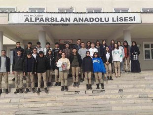 Yemek harçlıklarını birleştirip depremzedelere gönderdiler