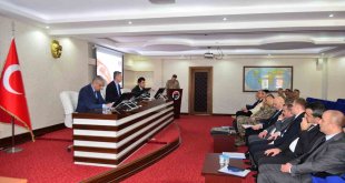 Ardahan'da seçim güvenliği toplantısı