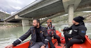 Tunceli'de 1200 personel Munzur Çayı'nda kaybolan 3 kişiyi arıyor