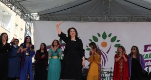 HDP Eş Genel Başkanı Buldan, Van mitinginde konuştu: