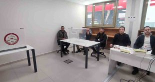 Kapıköy Gümrük Kapısı'nda oy kullanma işlemi başladı