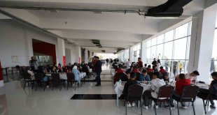 Satranç bölge yarışması Van'da başladı