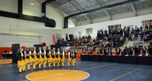 Bitlis'te Türkiye Şampiyonası Halkoyunları Bölge Yarışması start aldı