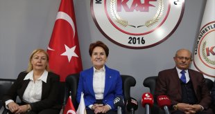 İYİ Parti Genel Başkanı Akşener, Van'da kanaat önderleriyle buluştu: