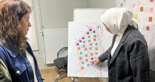 Malatya'nın Battalgazi ilçesinde deprem konutlarının inşası sürüyor