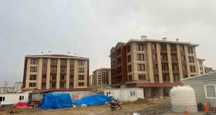 Malatya'da deprem konutları yükseliyor