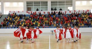 Bingöl'de 23 Nisan Ulusal Egemenlik ve Çocuk Bayramı coşkuyla kutlandı