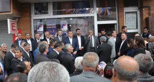 Bulanık'ta AK Parti seçim bürosunun açılışı yapıldı