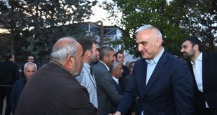 Bakan Ersoy: 'Yaralarımızı el birliğiyle sarıyoruz'