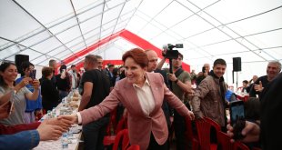 İYİ Parti Genel Başkanı Meral Akşener, Malatya'da depremzedelerle buluştu: