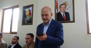 Cumhurbaşkanı Erdoğan, üs bölgesindeki askerlerin bayramını kutladı