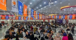 AK Parti teşkilatları iftar yemeğinde buluştu