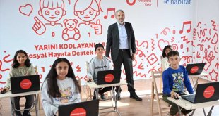 Vodafone, Adıyaman'da çocuklar için 'konteyner teknoloji sınıfı' kurdu