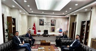 Ağrı Vali Vekili Şimşek'ten Belediye Başkanı Karadoğan'a Tebrik Ziyareti