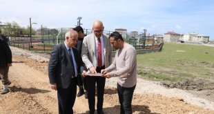 İpekyolu Belediyesi yeni yollar açmaya devam ediyor