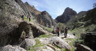 Tunceli'de ilkbaharın gelişiyle tarih ve doğa gezileri başladı