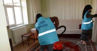 Tuşba Belediyesinden 'evde temizlik' hizmeti