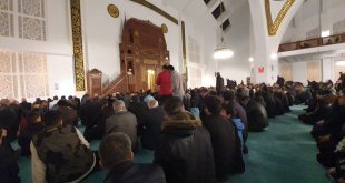 Ağrı'da Kadir Gecesi dualarla idrak edildi