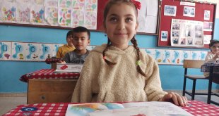 Genç'te 3 bin öğrenciye bayram hediyesi