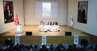 Ağrı İbrahim Çeçen Üniversitesi'nden, "Ağrı Tarihinden Sayfalar" Paneli