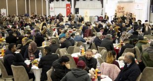Erzincan'da 'Bir Lokma Bin Sofra' iftar programı düzenlendi