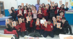 Kağızman'da öğrencilerin yazdığı hikayeler kitaplaştırıldı