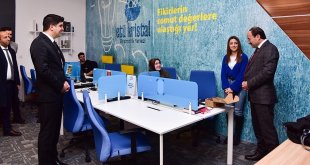 Rektör Çakmak TEKNOFEST'e katılacak takımlara başarılar diledi