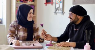 Aşklarına vesile olan filografi sanatını yeni nesillere aktarıyorlar