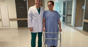Libyalı hasta, Türkiye'deki ameliyatla 12 yıl sonra sağlığına kavuştu