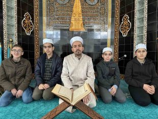 Elazığ'da 14 asırlık mukabele geleneğini genç hafızlar sürdürüyor