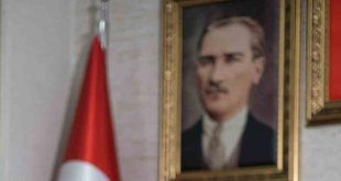 Başkan Küçükoğlu'ndan seccade tepkisi