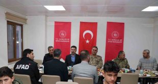 Bingöl'de jandarma depremzedelerle iftarda buluştu