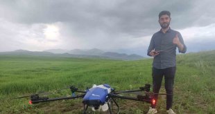 Malazgirt'te drone ile ilaçlama dönemi