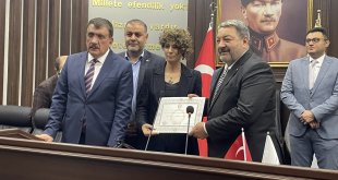 MHP Malatya Milletvekili Fendoğlu, mazbatasını aldı