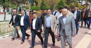 MHP heyeti, Erciş'te esnafı ziyaret etti
