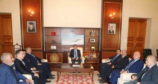 Azerbaycan heyetinden Vali Öksüz'e ziyaret